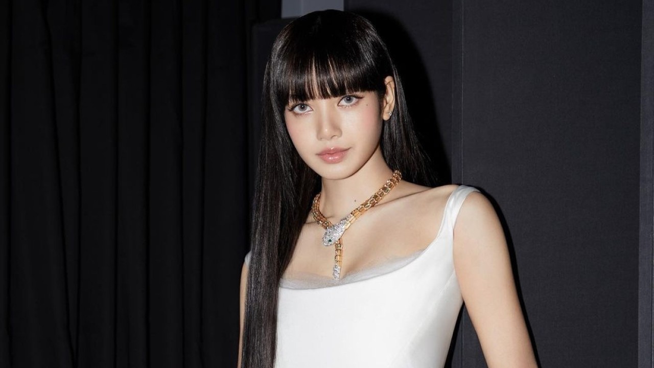 Lisa Blackpink Nangkring Dipuncak Billboard Amerika Serikat Lewat Lagunya Rockstar