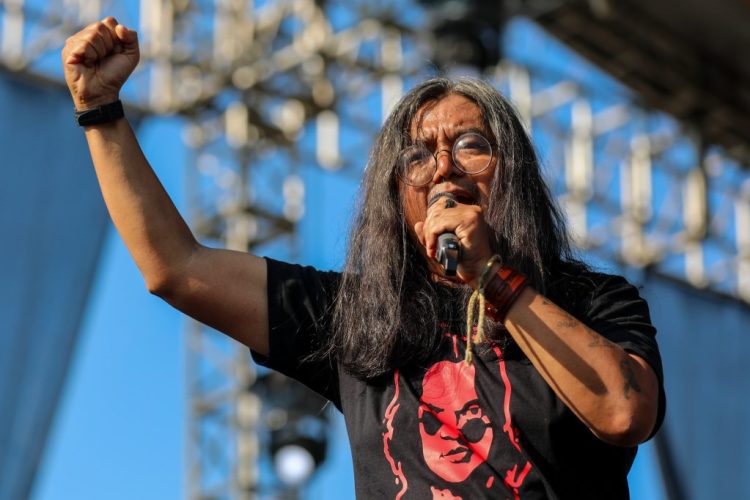 Menolak Pensiun, Memeluk Kesunyian: Kisah Hidup Rock n’ Roll Total ala Heydi Ibrahim Powerslaves