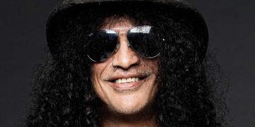 Sisi Lain Slash Yang Tak Ingin Dianggap Sebagai ‘Dewa Rock Bodoh’